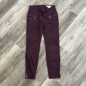 Maroon skinny Jean, zipper ankle